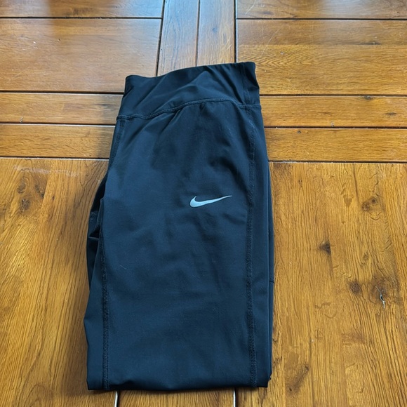Nike Dri-Fit leggings. - Picture 1 of 8